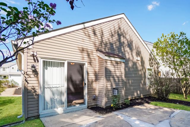 6817 Riding Trail Drive, Canal Winchester, OH 43110