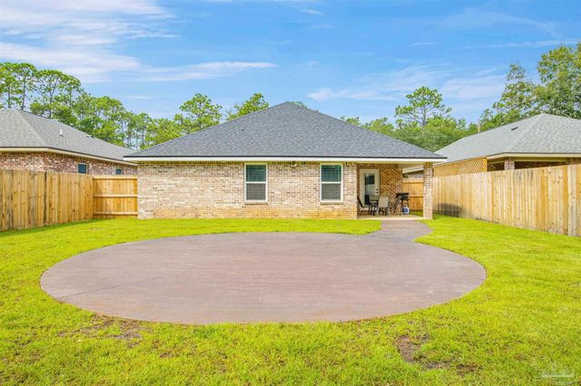 2956 N 17th Ave, Milton, FL 32583