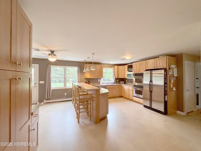148 Robertsville Road, Freehold, NJ 07728