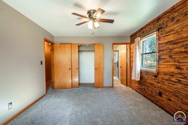 7421 NW Kiro CT, Silver Lake, KS 66539