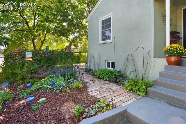 1425 E Kiowa Street, Colorado Springs, CO 80909