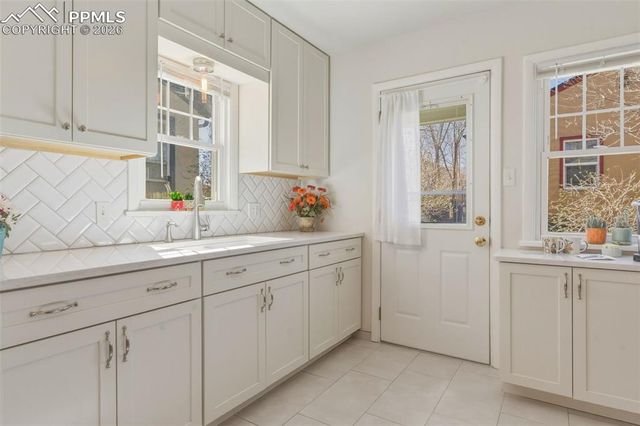 1425 E Kiowa Street, Colorado Springs, CO 80909