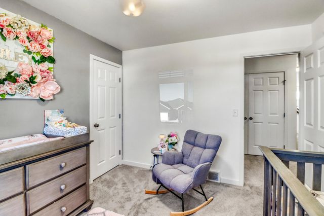 821 60th Avenue W, West Fargo, ND 58078