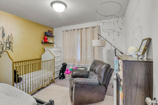 821 60th Avenue W, West Fargo, ND 58078