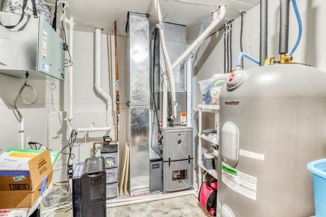 821 60th Avenue W, West Fargo, ND 58078