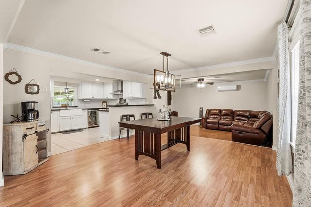 1001 Joseph Street, Pasadena, TX 77506