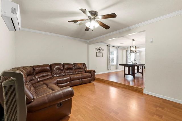 1001 Joseph Street, Pasadena, TX 77506