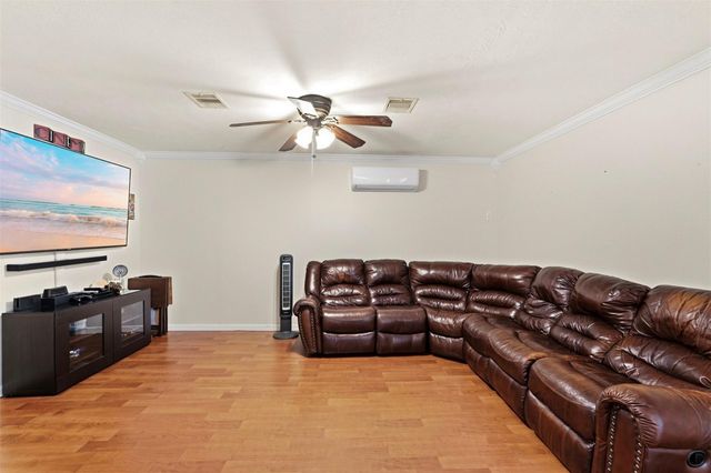 1001 Joseph Street, Pasadena, TX 77506