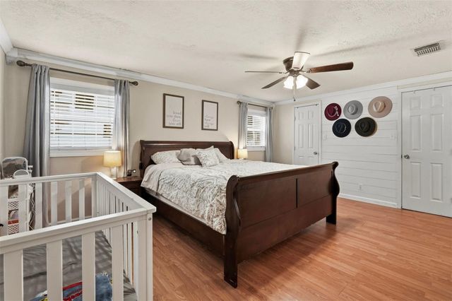 1001 Joseph Street, Pasadena, TX 77506
