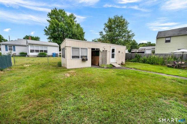 607 Hartford Road, Manchester, CT 06040