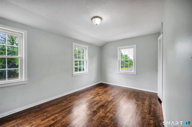 607 Hartford Road, Manchester, CT 06040