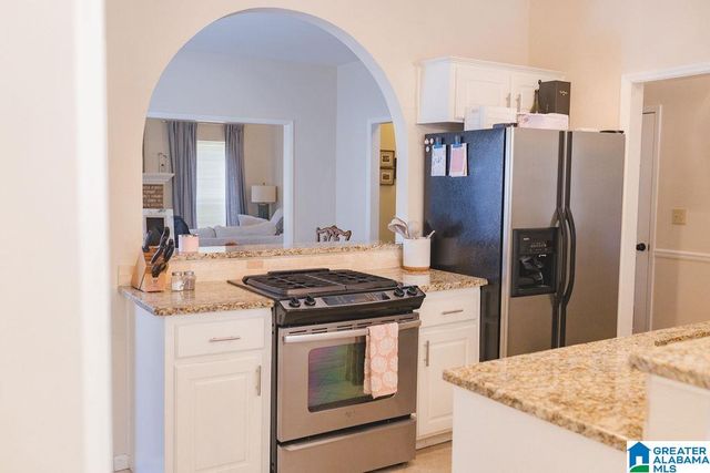 3937 KNOLLWOOD TRACE, Vestavia Hills, AL 35243