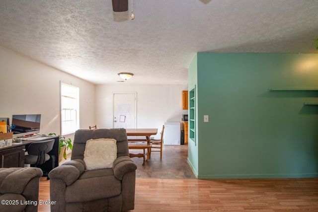 609 Moore Dr, Elizabethtown, KY 42701