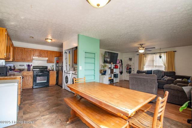 609 Moore Dr, Elizabethtown, KY 42701