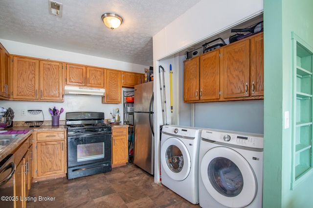 609 Moore Dr, Elizabethtown, KY 42701