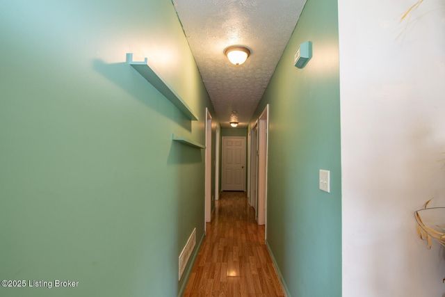 609 Moore Dr, Elizabethtown, KY 42701