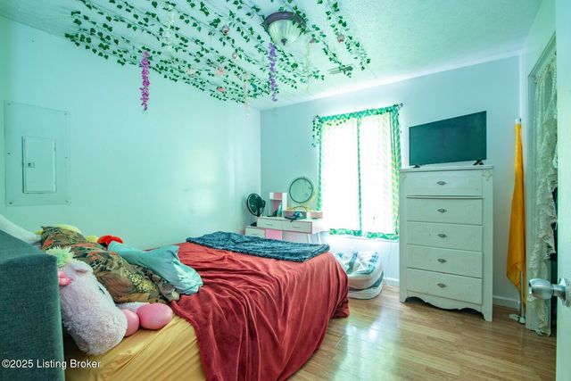 609 Moore Dr, Elizabethtown, KY 42701