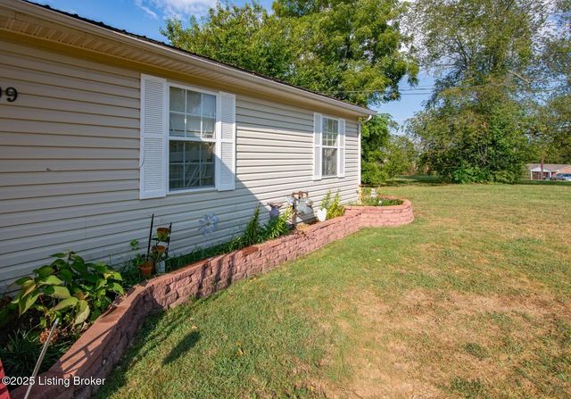 609 Moore Dr, Elizabethtown, KY 42701