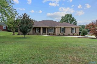 122 Emory Drive, Harvest, AL 35749