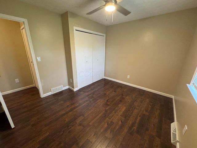 512 Mark Circle, Newark, OH 43055