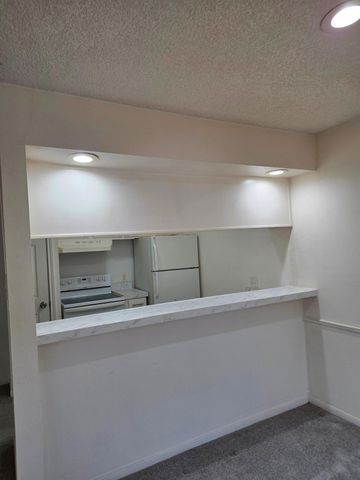 1516 Bay Area Boulevard B2, Houston, TX 77058