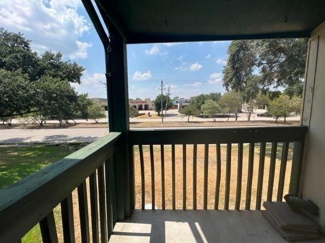 1516 Bay Area Boulevard B2, Houston, TX 77058