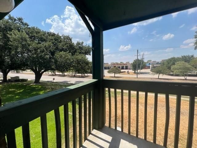 1516 Bay Area Boulevard B2, Houston, TX 77058