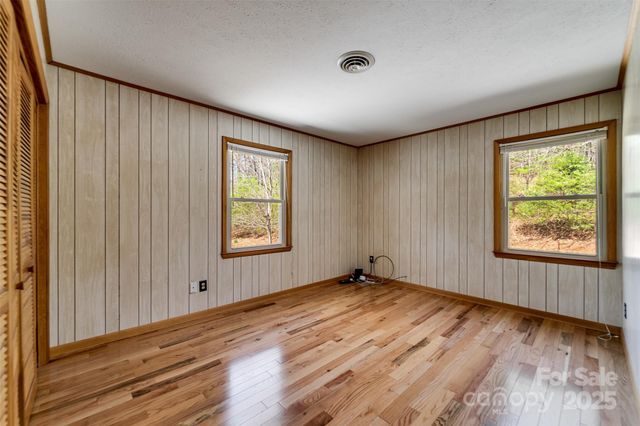 311 Winding Way Drive, Franklin, NC 28734