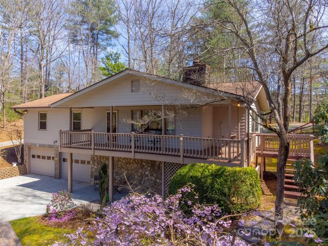 311 Winding Way Drive, Franklin, NC 28734
