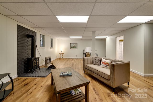 311 Winding Way Drive, Franklin, NC 28734
