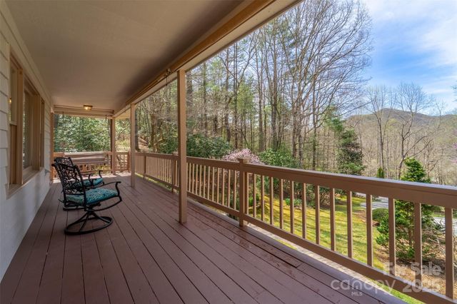 311 Winding Way Drive, Franklin, NC 28734