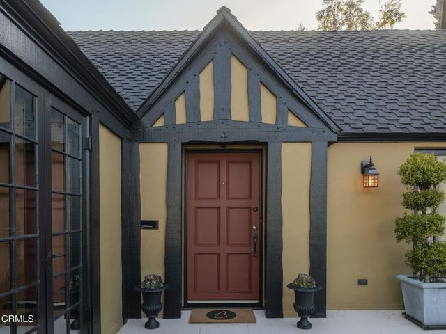 2410 E Orange Grove Boulevard, Pasadena, CA 91104