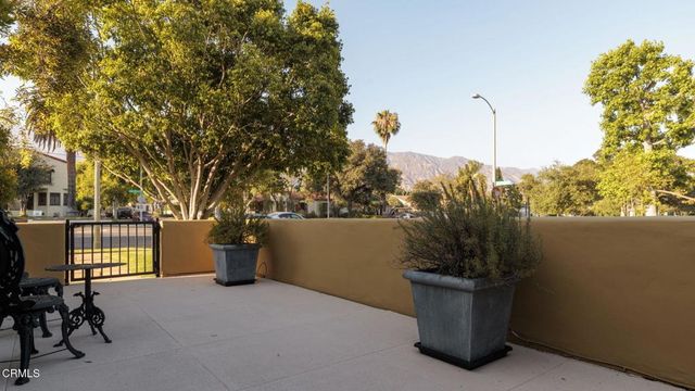 2410 E Orange Grove Boulevard, Pasadena, CA 91104