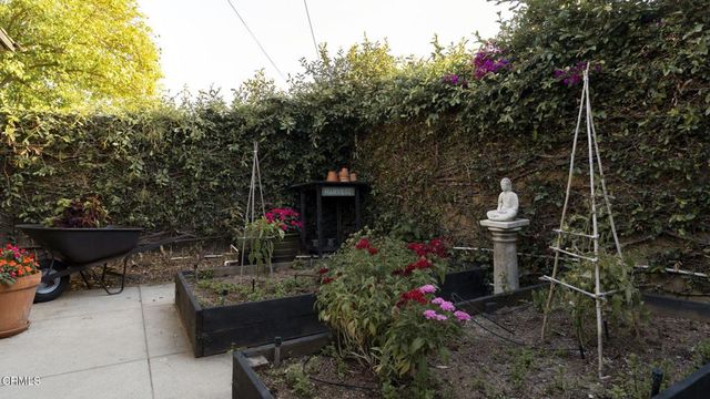 2410 E Orange Grove Boulevard, Pasadena, CA 91104