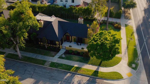 2410 E Orange Grove Boulevard, Pasadena, CA 91104
