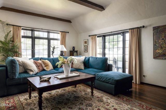 2410 E Orange Grove Boulevard, Pasadena, CA 91104