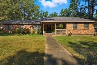 18310 Fawn Tree Drive, Little Rock, AR 72210