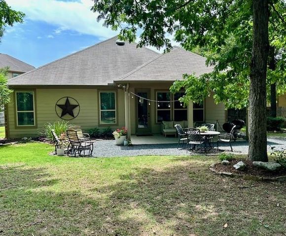 2035 Elkington Circle, Conroe, TX 77304