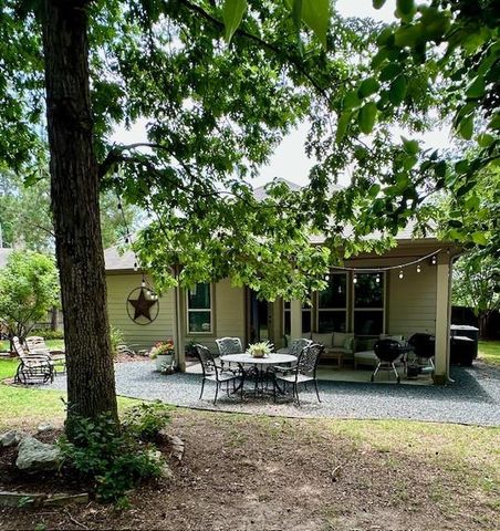 2035 Elkington Circle, Conroe, TX 77304