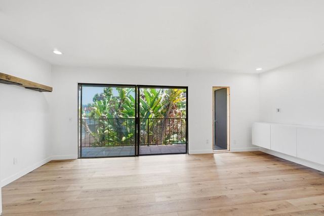 1092 Fresno St 4, San Diego, CA 92110