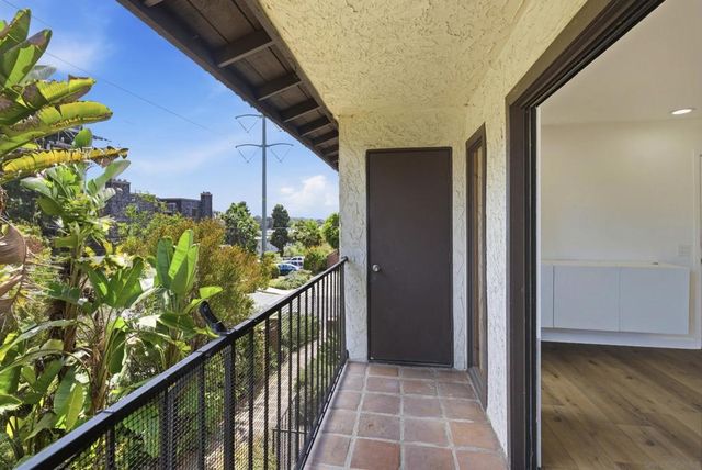 1092 Fresno St 4, San Diego, CA 92110