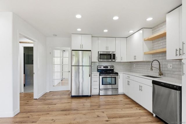 1092 Fresno St 4, San Diego, CA 92110