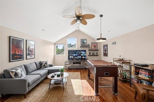 4842 Sapphire, Cypress, CA 90630