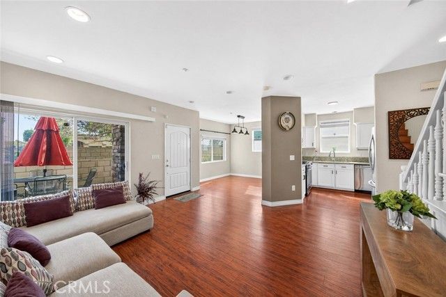 4842 Sapphire, Cypress, CA 90630