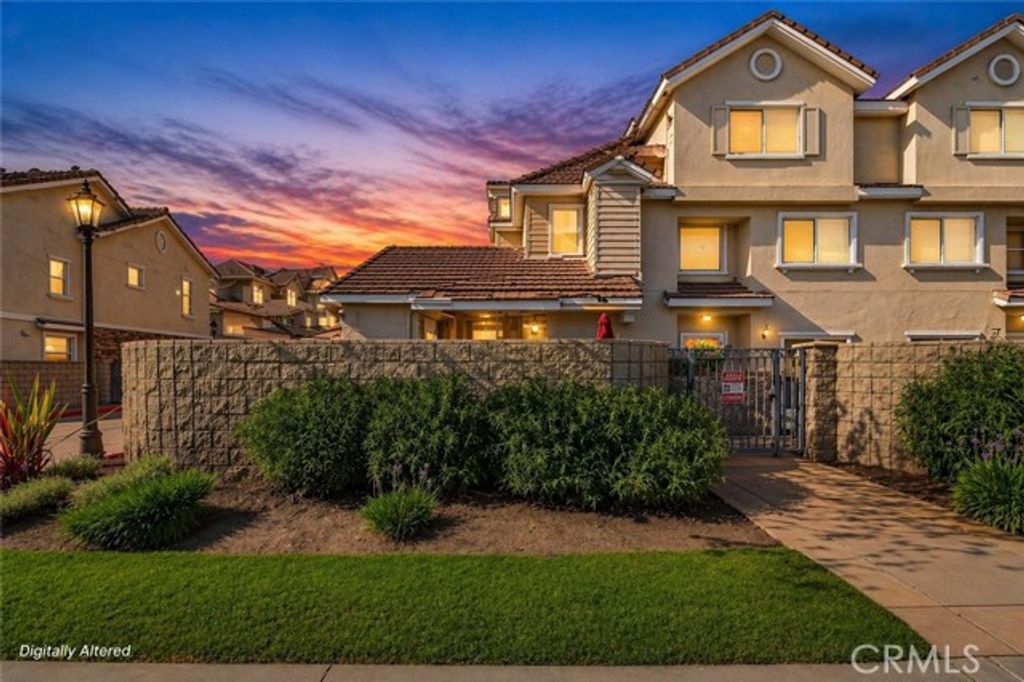 4842 Sapphire, Cypress, CA 90630