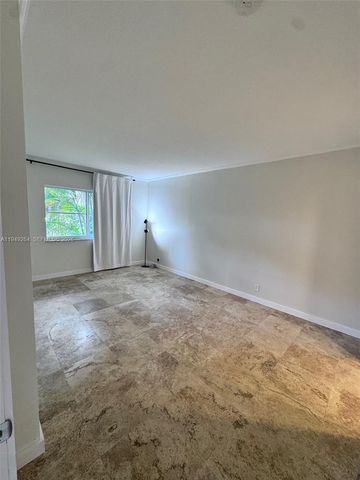 100 Edgewater Dr 140, Coral Gables, FL 33133