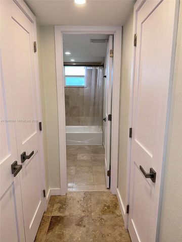 100 Edgewater Dr 140, Coral Gables, FL 33133