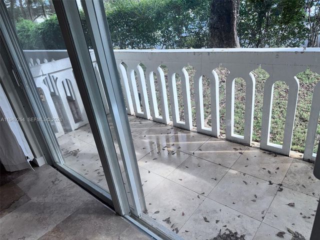 100 Edgewater Dr 140, Coral Gables, FL 33133