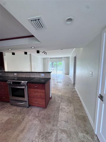 100 Edgewater Dr 140, Coral Gables, FL 33133