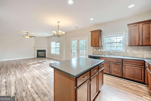 3849 Lake Sanctuary Way, Atlanta, GA 30349